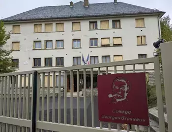 Logo ASSOCIATION DES PARENTS D'ELEVES DU COLLEGES D'YDES