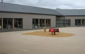 Cour de l’école maternelle